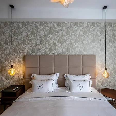 Bossa & Bed بيت شباب