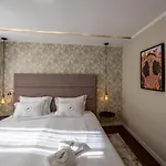 Bossa & Bed *
