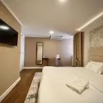 Bossa & Bed Ostello *
