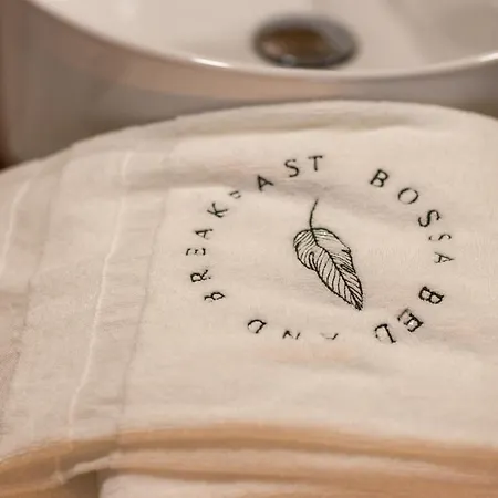 Bossa & Bed Hostal