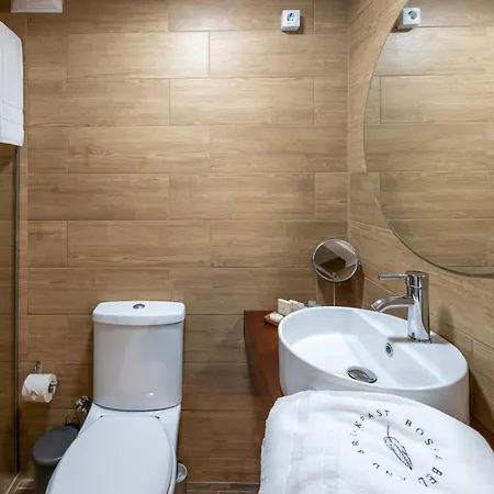 Bossa & Bed Hostel *