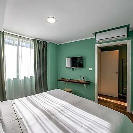 Bossa&bed Hostel *