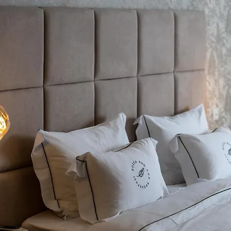 Bossa & Bed Хостел *